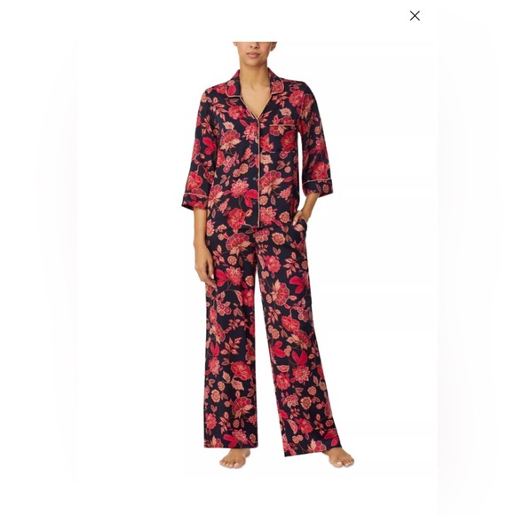 Women’s 2-Piece Satin Wide Leg Pajama Set. - Picture 1 of 6